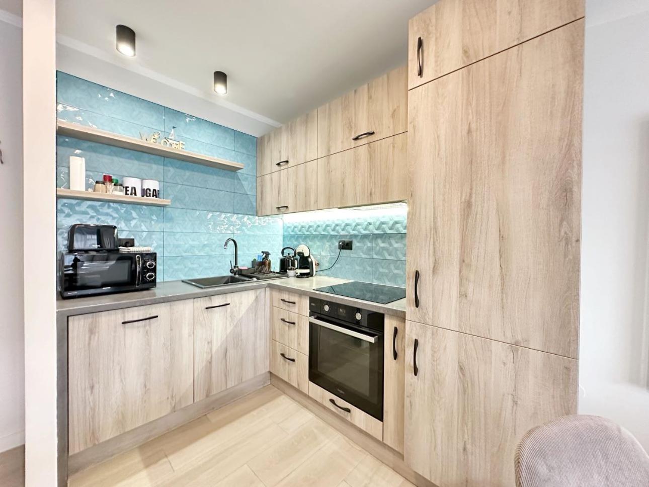 Marina Apartment By Dora Keszthely Exterior foto